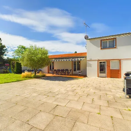 Ferienhaus Sur Mer- Grande Maison Pour 9- 4 *