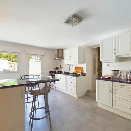 Sur Mer- Grande Maison Pour 9- 4 Holiday home